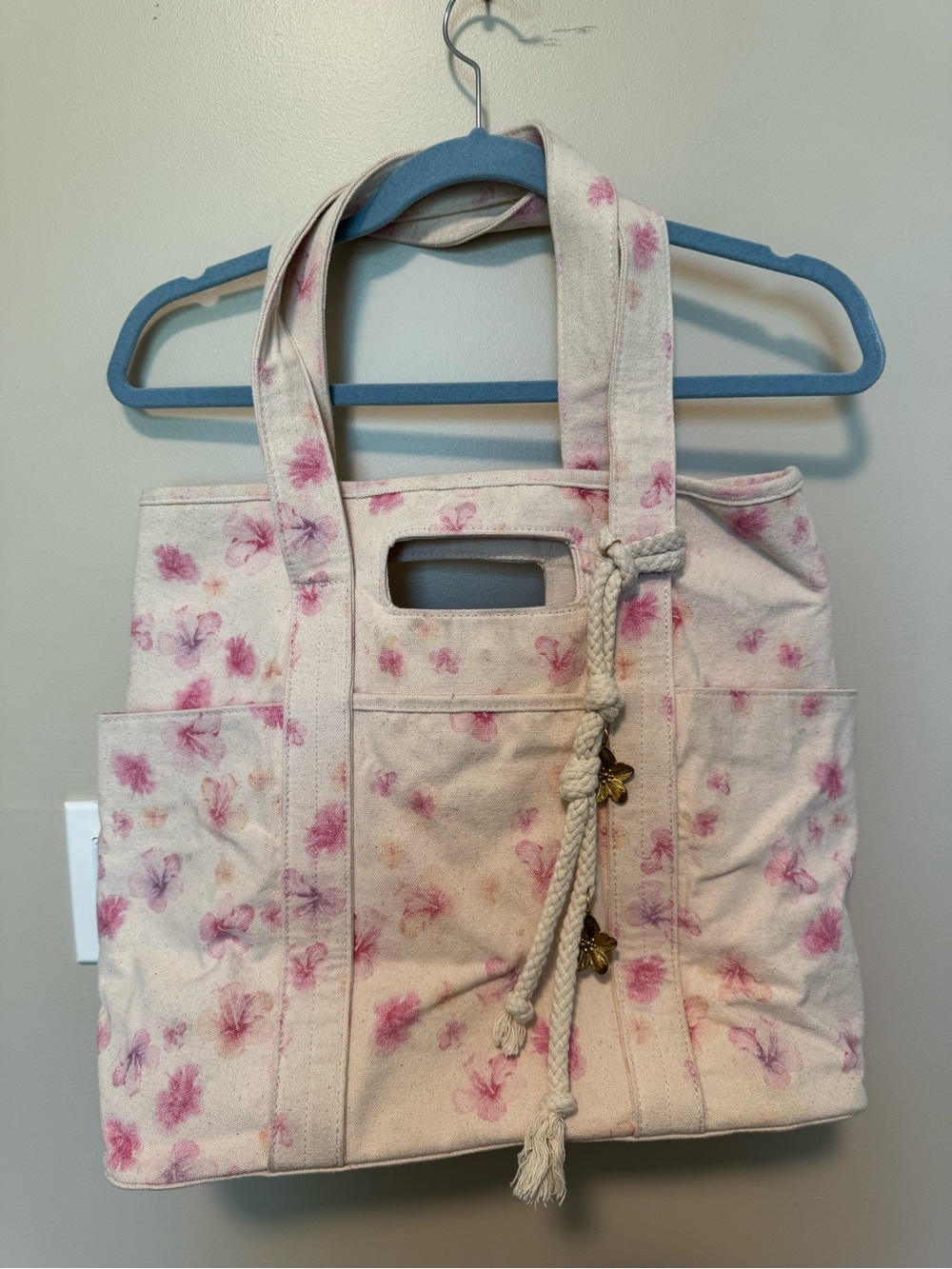 C&C California Cream Canvas Tote with Pink Floral Print & flower bag charm